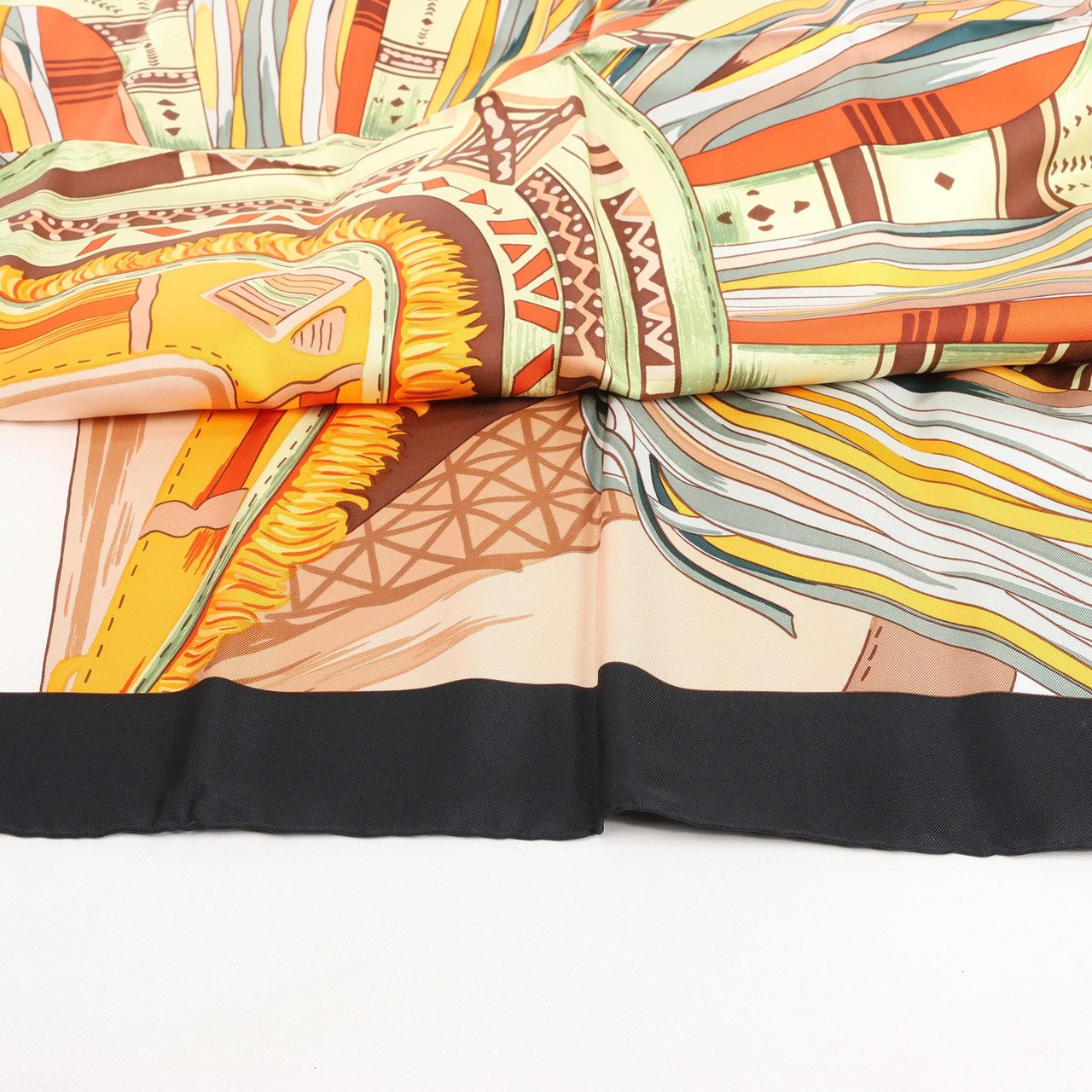 Hermès Hermès Carré 90 "CUIRS DU DESERT" Silk handkerchief in Black x Orange Divers