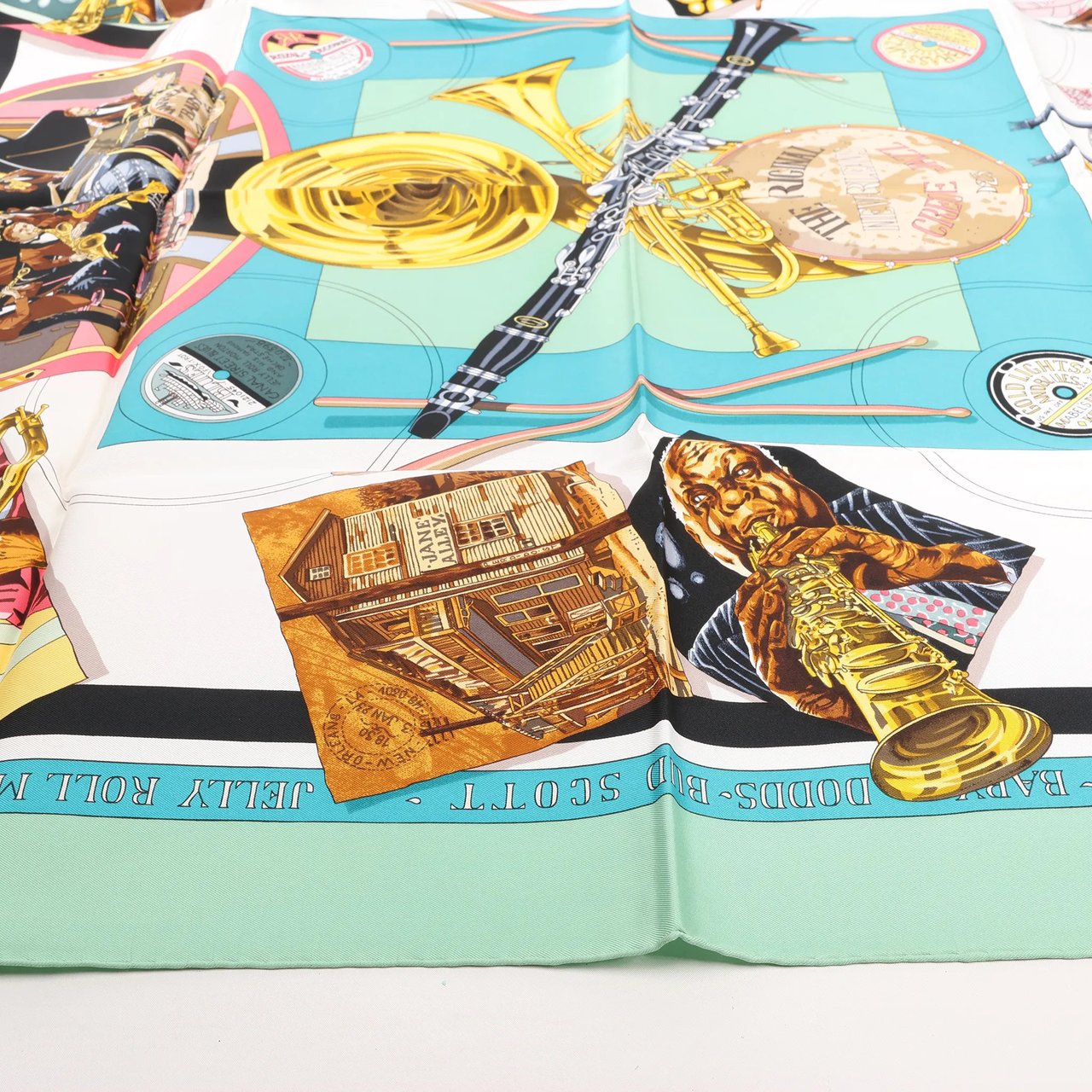 Hermès Hermès Carré 90 "THE ORIGINAL NEW ORLEANS CREOLE JAZZ 1923" Silk handkerchief in Green Divers
