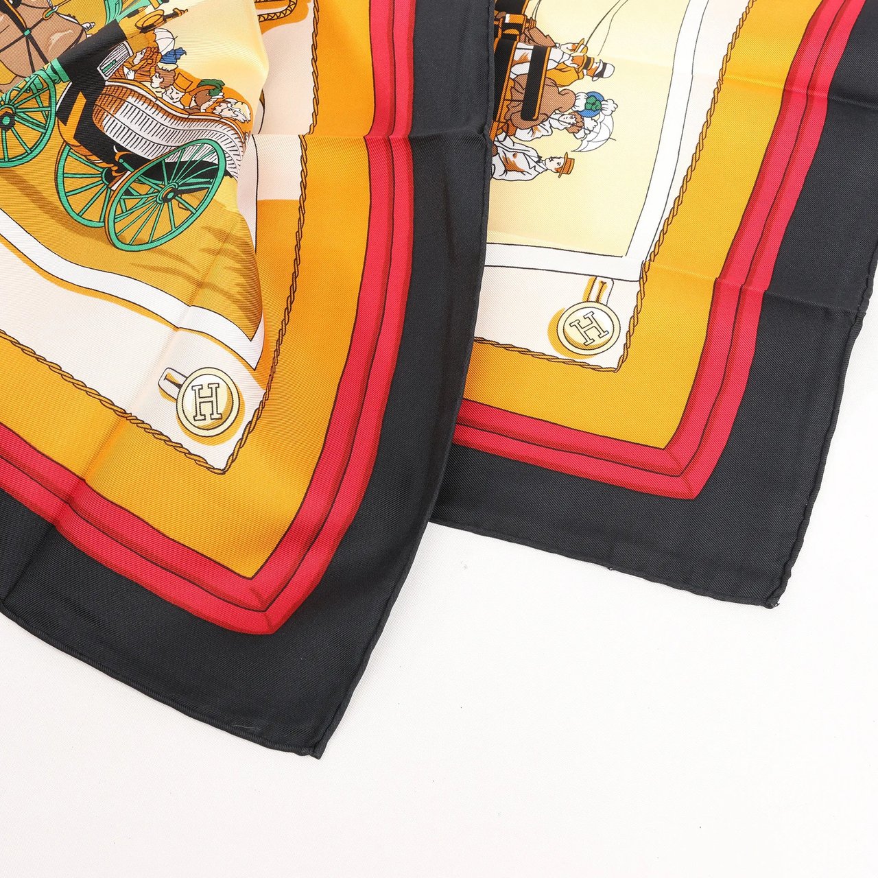 Hermès Hermès Carré 90 "Carriage and Hat" Silk handkerchief in Black x Orange Divers