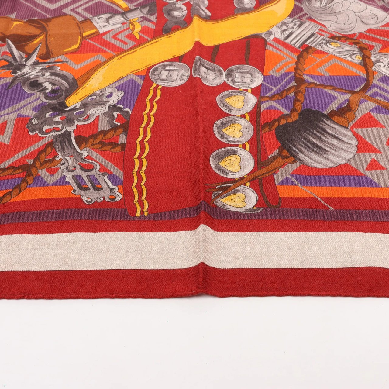 Hermès Hermès Carré 90 "LUJO CRIOLLO" Cashmere & Silk handkerchief in Red Rood