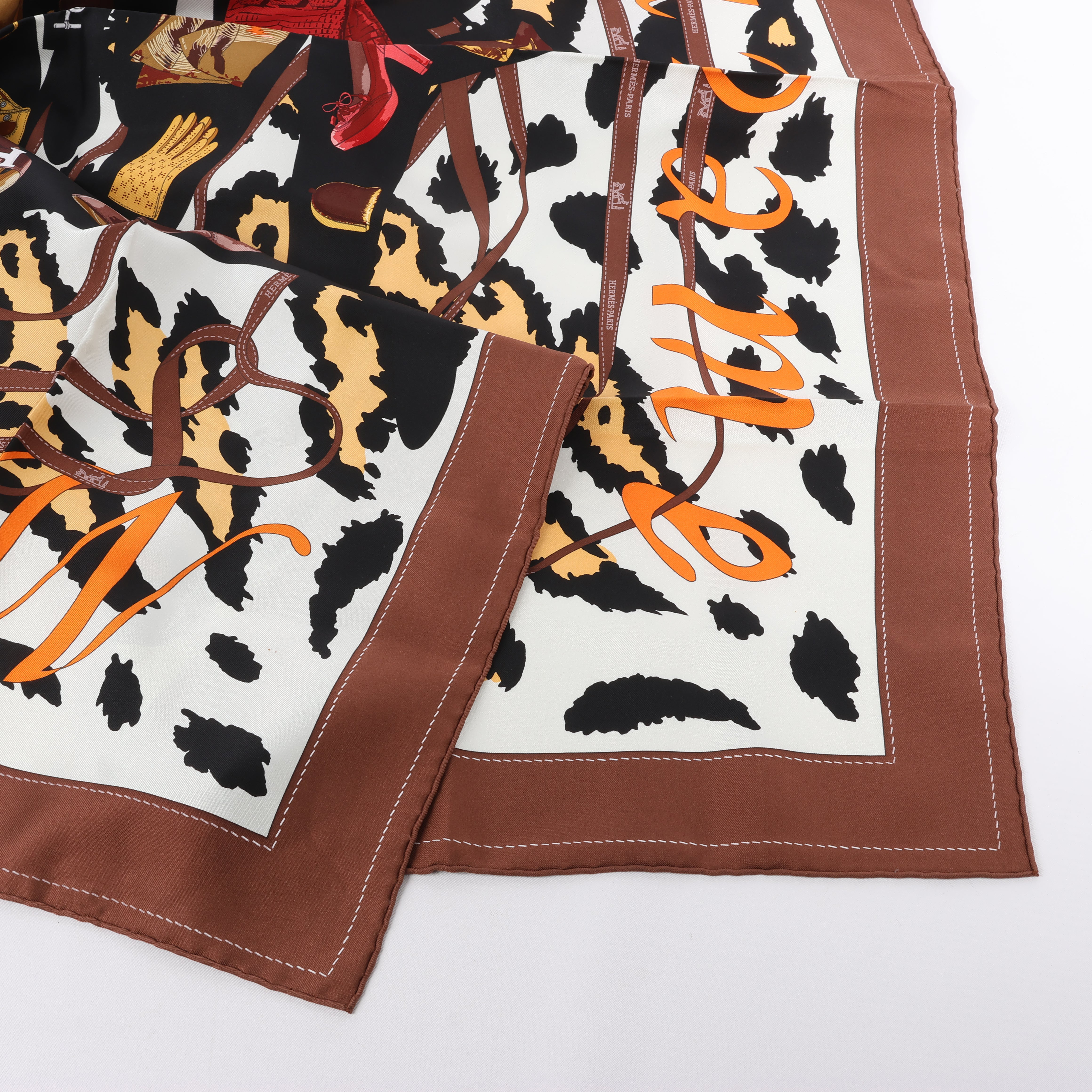 Hermès Hermès Carré 90 "Monsieur et Madame" Silk handkerchief in Brown Bruin