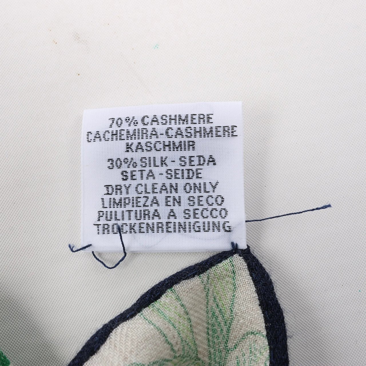 Hermès Hermès Carré Geant "BOTANICO DI PALERMO" Cashmere and Silk Scarf in Green Groen