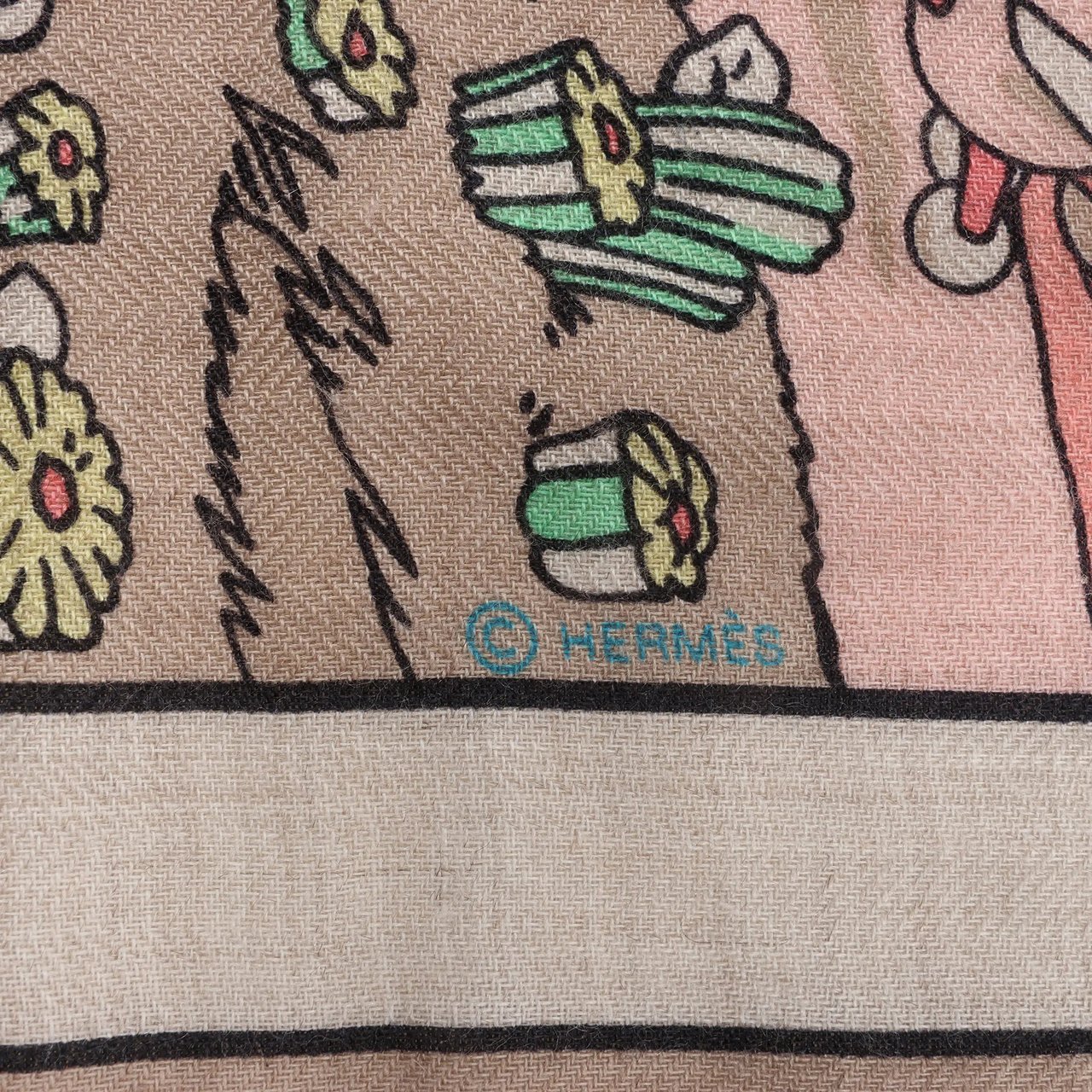 Hermès Hermès Carré Geant "LOCOMOTION" Cashmere and Silk Scarf in Beige Beige