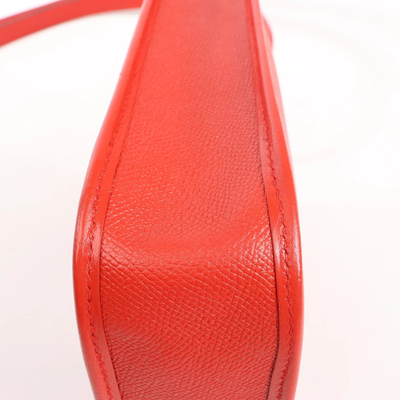 Hermès Hermes Vespa TPM Veau Epsom Shoulder Bag in Rouge vif □H: 2004 Rood