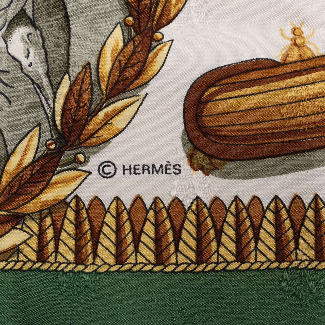 Hermès Hermès Carré 90 "NAPOLEON" Silk handkerchief in Green Roze