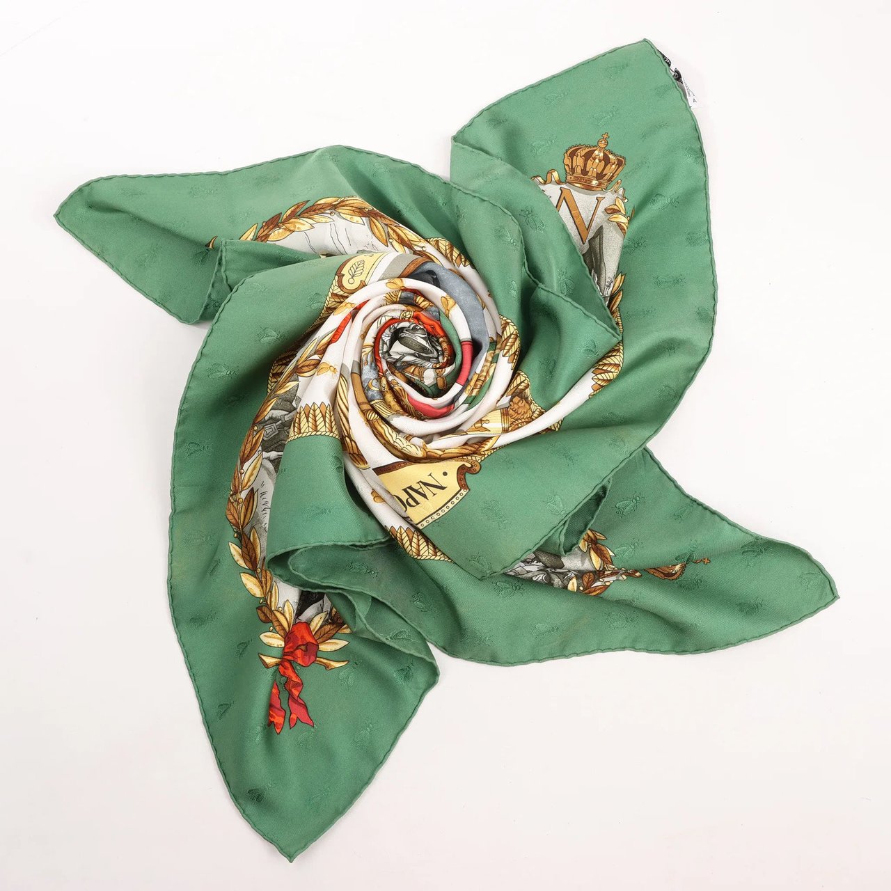 Hermès Hermès Carré 90 "NAPOLEON" Silk handkerchief in Green Roze