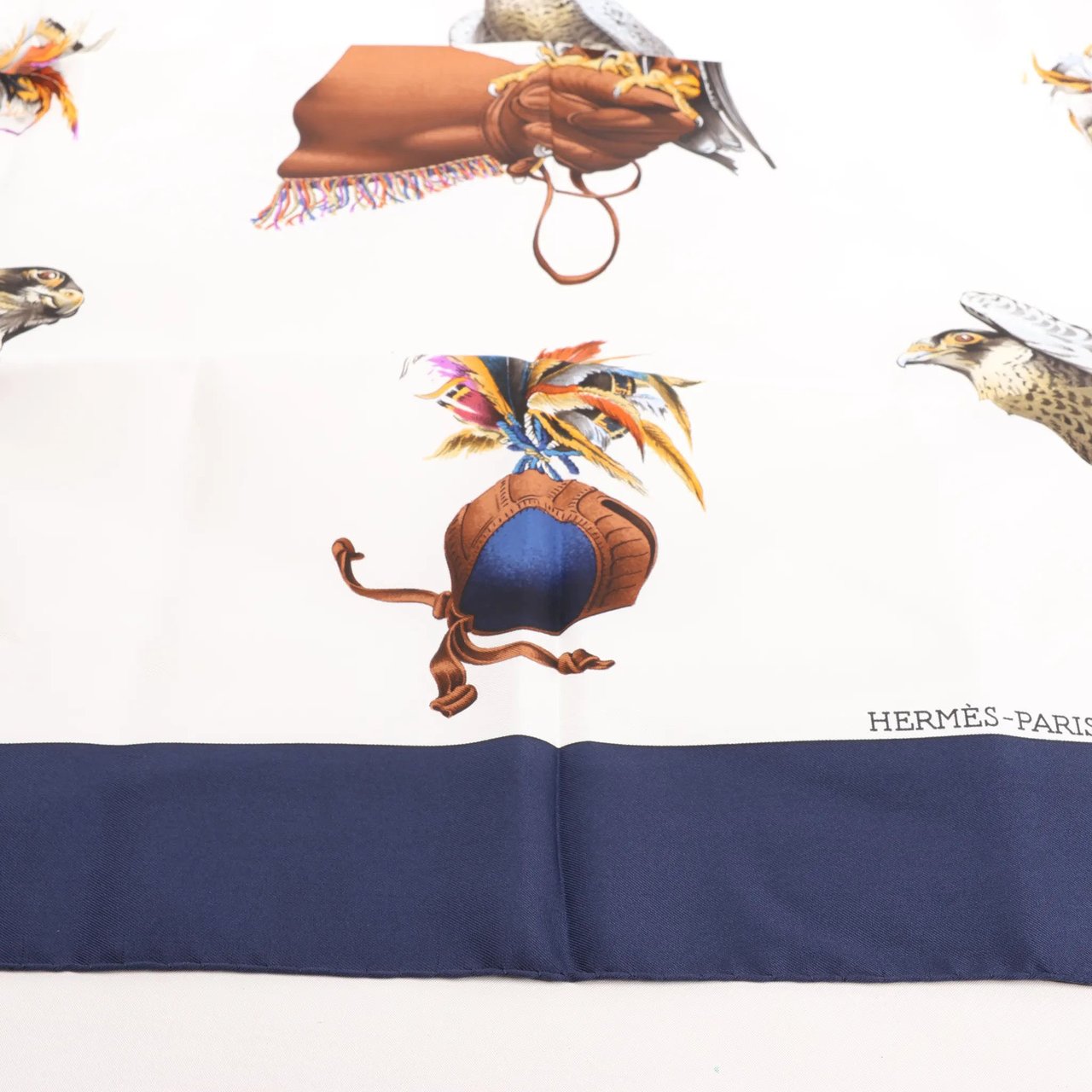 Hermès Hermès Carré 90 "Chasse a Vol falconry" Silk handkerchief in Navy Blue Blauw