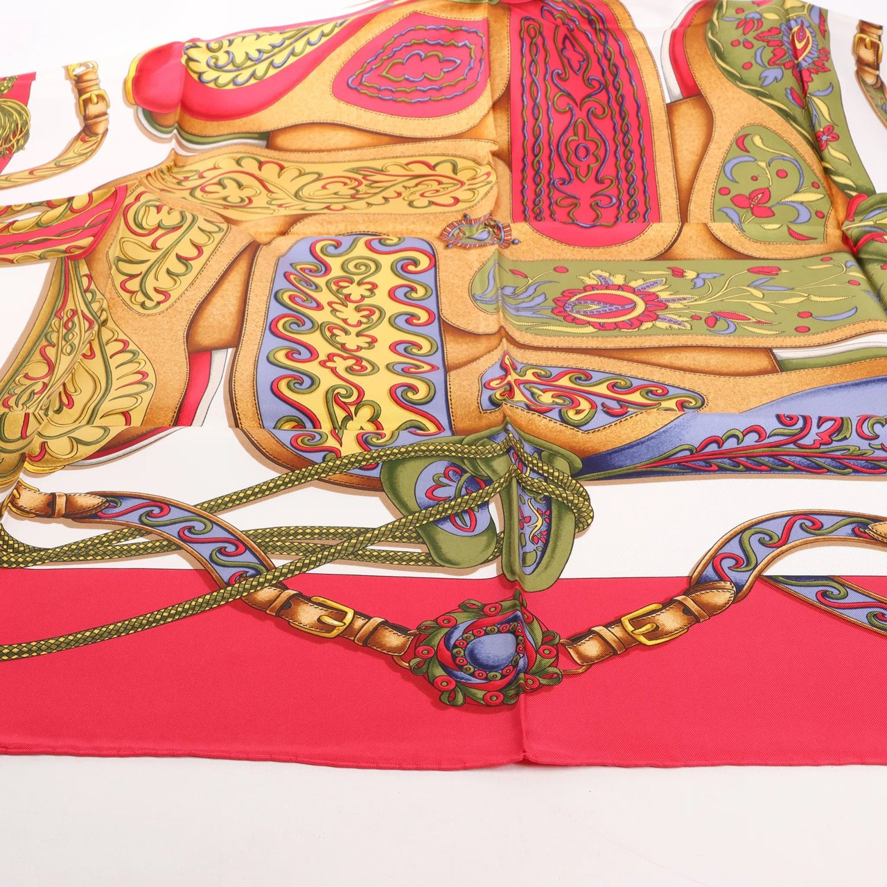 Hermès Hermès Carré 90 "Festival des Amazones" Silk handkerchief in Red Divers