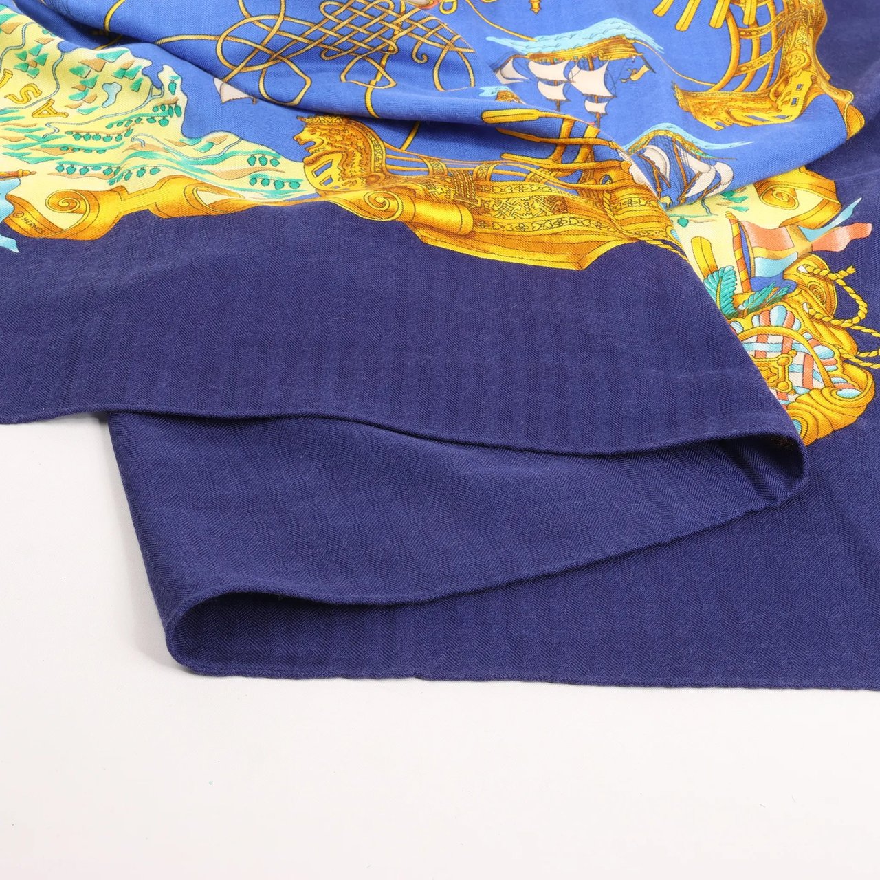 Hermès Hermès Carré Géant "VOILES DE LUMIERE" Cashmere x Silk scarf in Navy Blue Navy