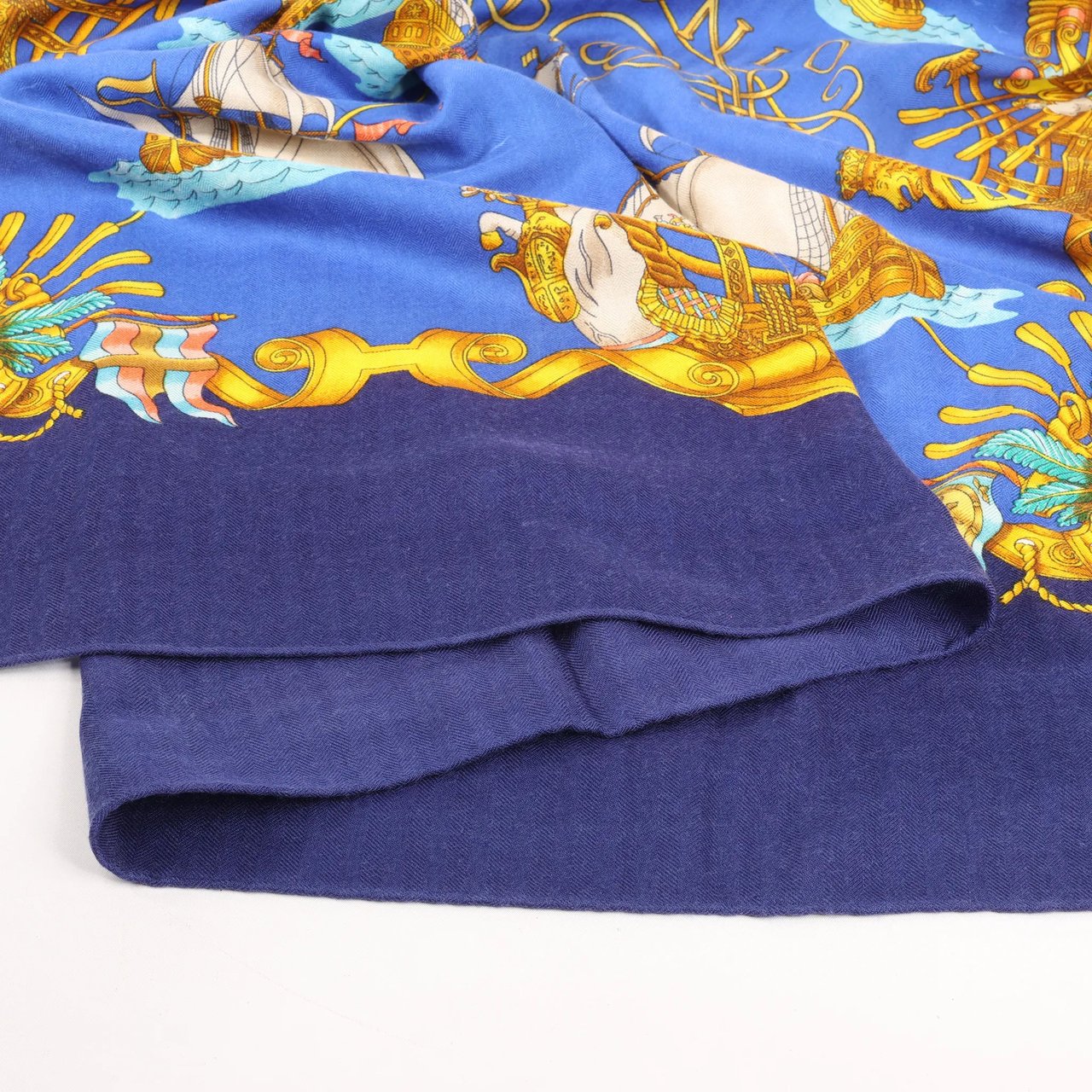 Hermès Hermès Carré Géant "VOILES DE LUMIERE" Cashmere x Silk scarf in Navy Blue Navy