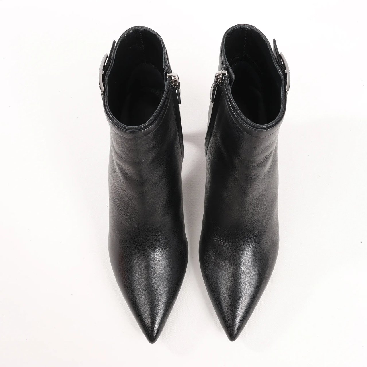 Hermès Hermes Leather Ankle Boots in Black, Size 38.5 EU Zwart