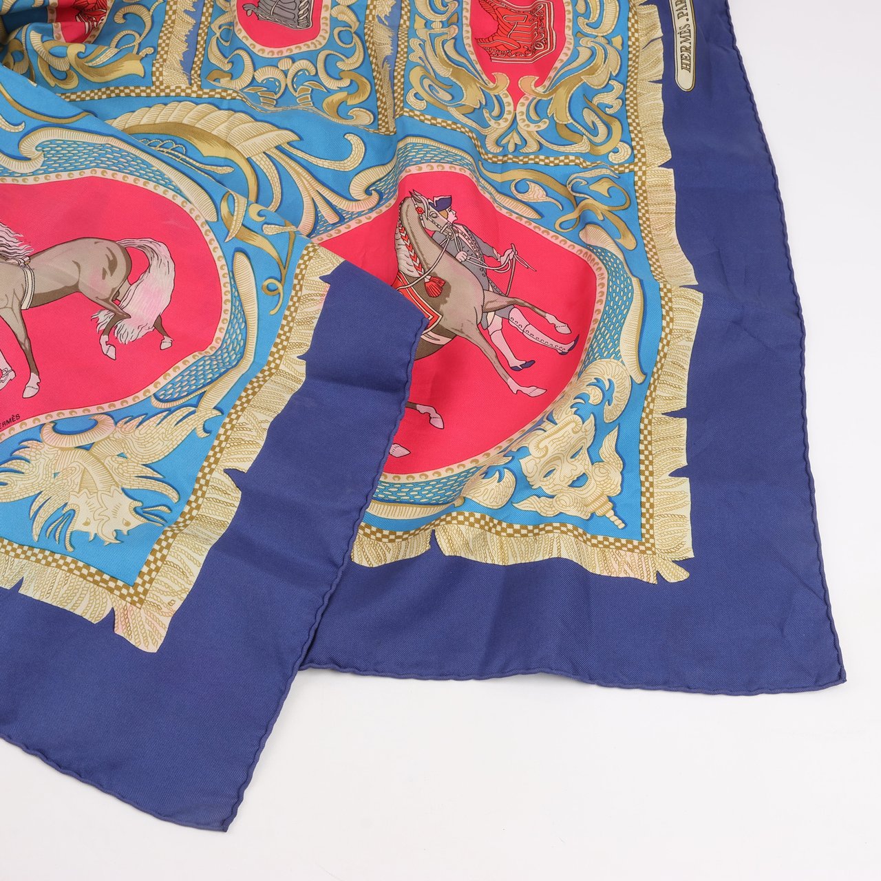 Hermès Hermès Carré 90 "LA PRESENTATION" Silk handkerchief in Navy Blue Divers