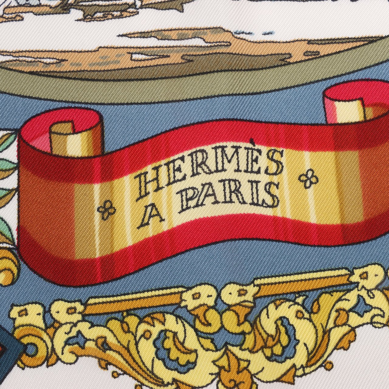 Hermès Hermès Carré 90 "L’ENTENTE CORDIALE" Silk handkerchief in Red Rood