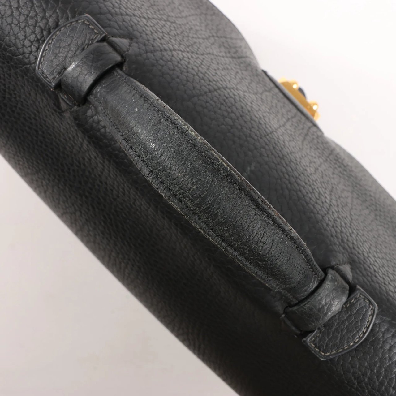 Hermès HERMÈS Sac à Depeche 38 Ardennes Leather Handbag in Black ○V:1992 Zwart