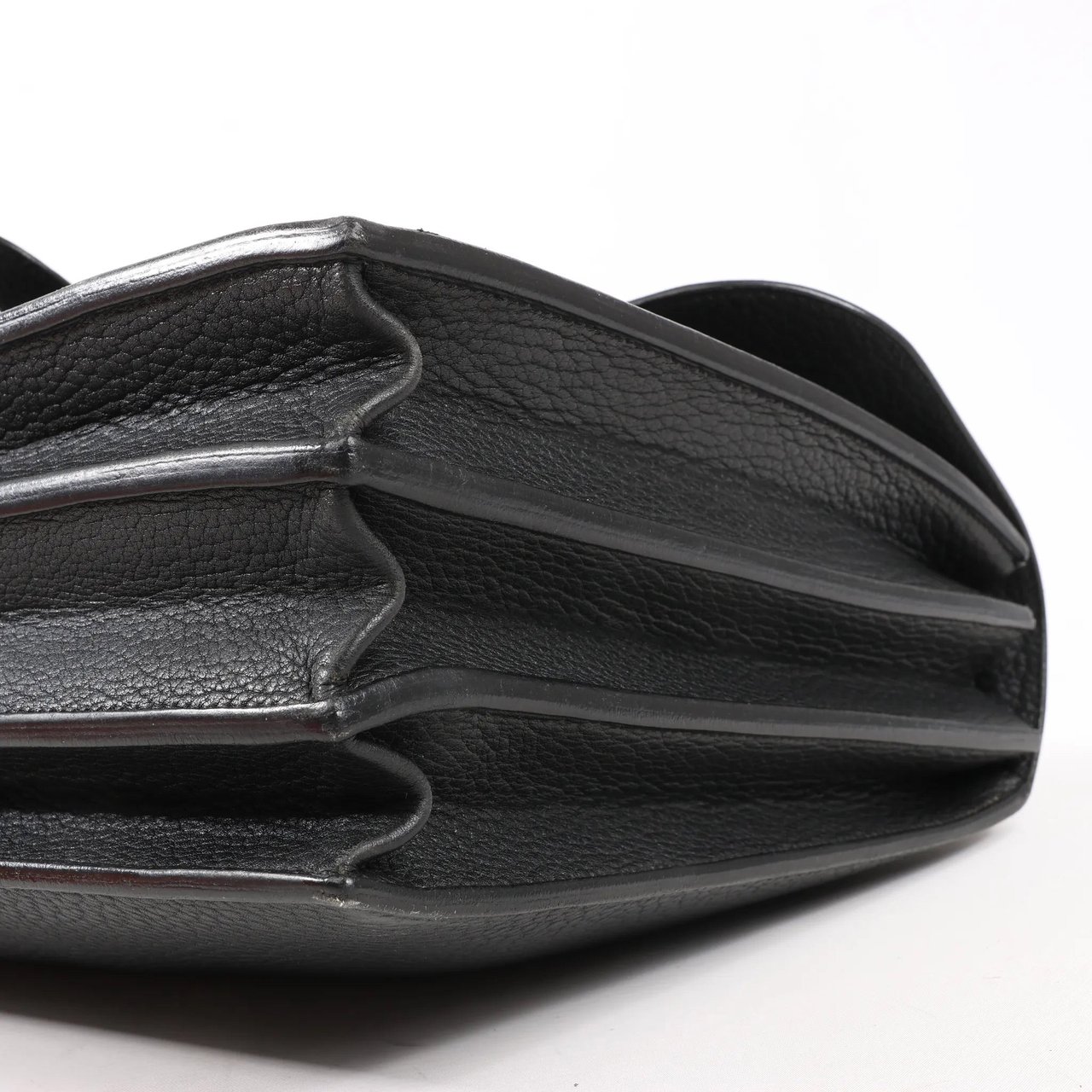 Hermès HERMÈS Sac à Depeche 38 Ardennes Leather Handbag in Black ○V:1992 Zwart