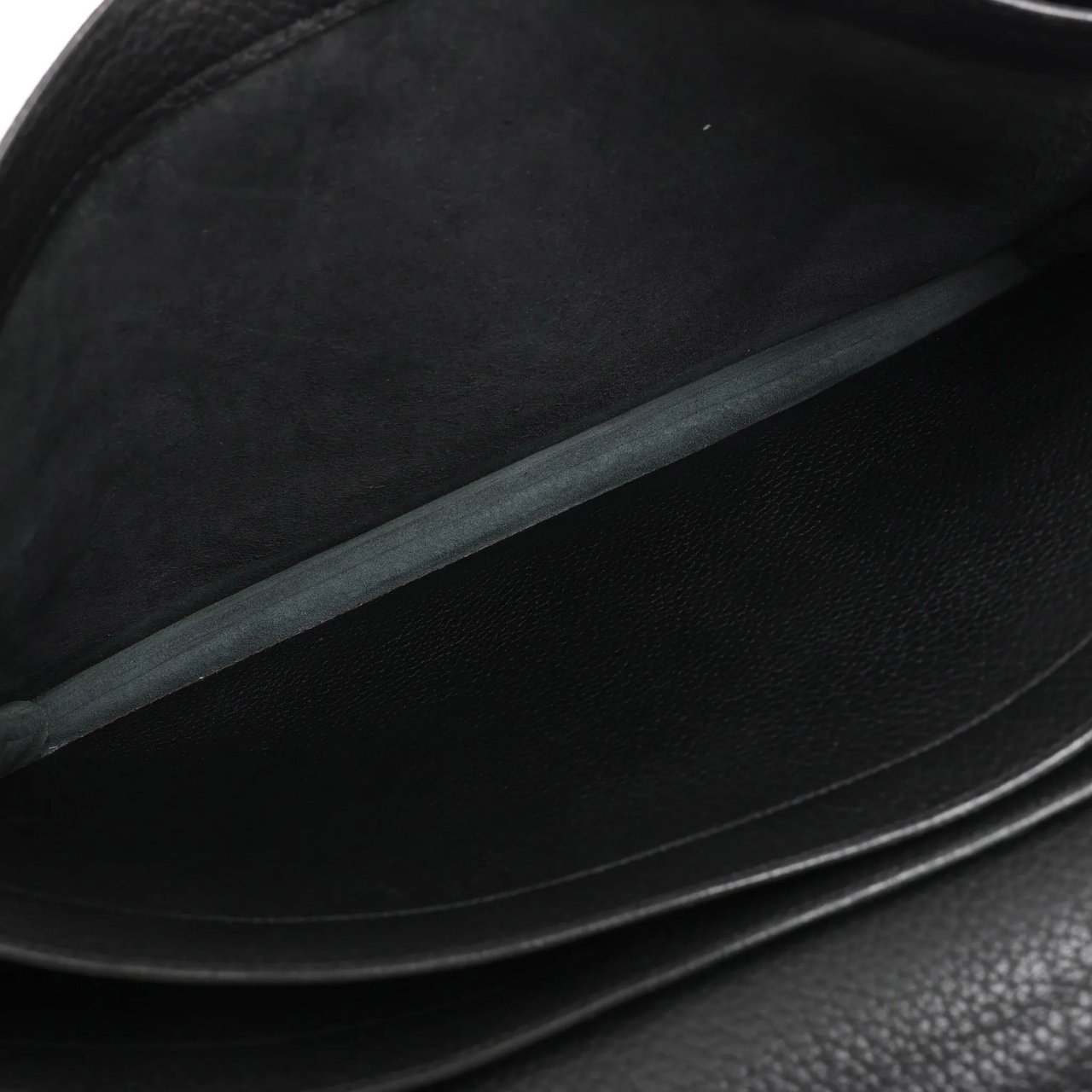 Hermès HERMÈS Sac à Depeche 38 Ardennes Leather Handbag in Black ○V:1992 Zwart