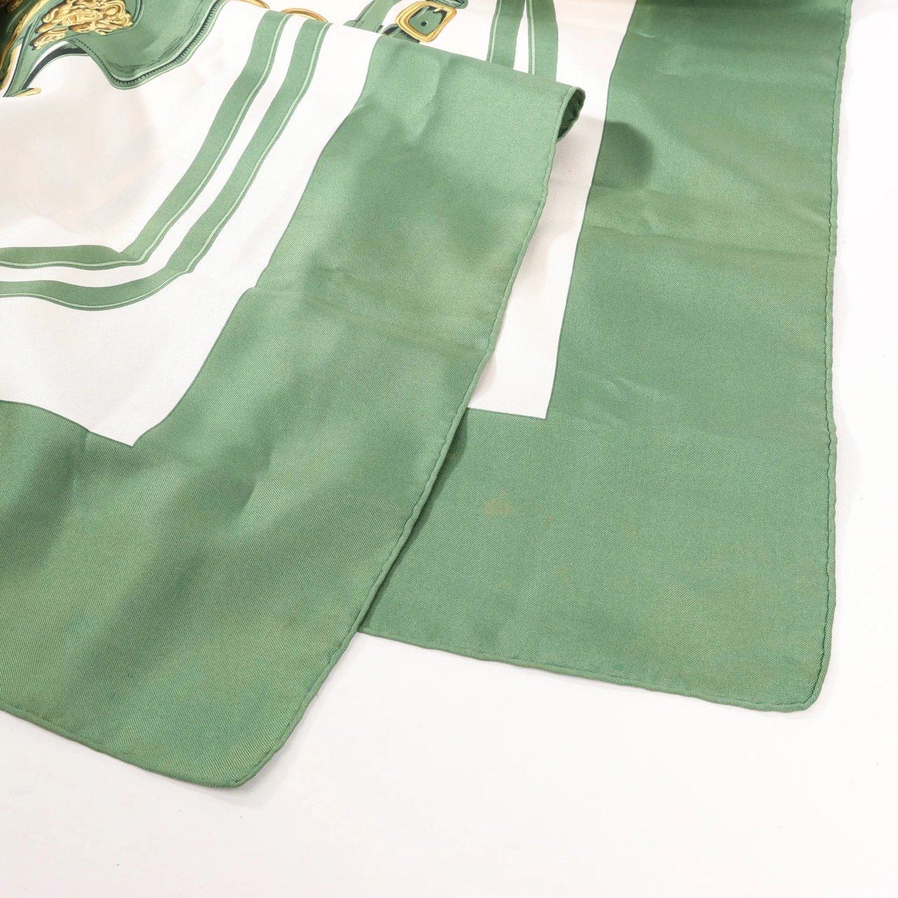 Hermès Hermès Carré 90 "BRIDES de GALA" Silk handkerchief in Green Divers