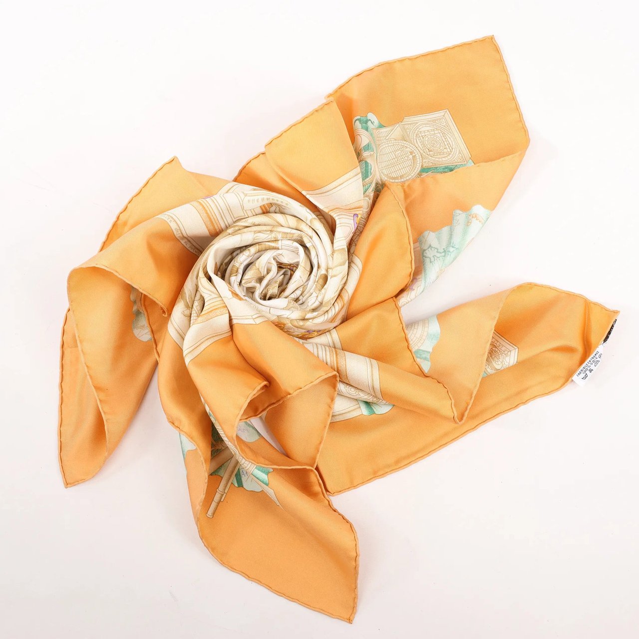 Hermès Hermès Carré 90 "AZVLEJOS" Silk handkerchief in Orange Oranje