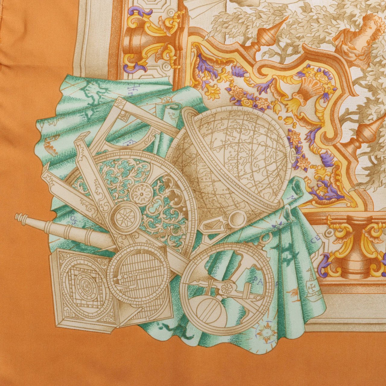 Hermès Hermès Carré 90 "AZVLEJOS" Silk handkerchief in Orange Oranje