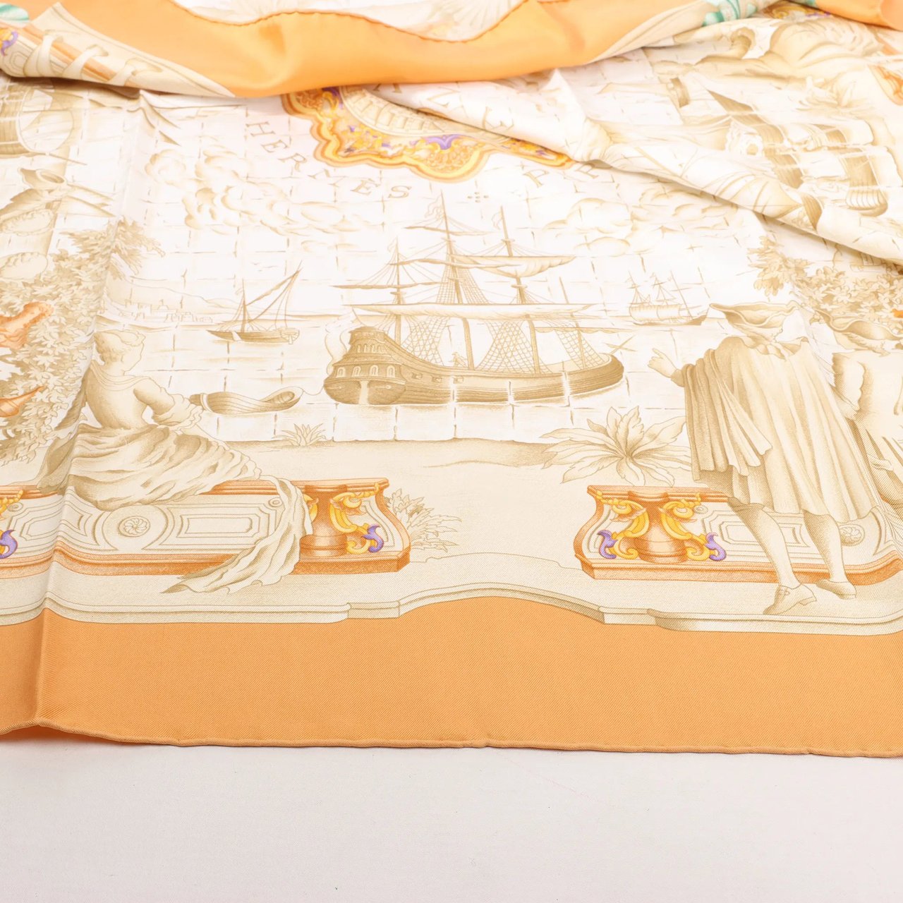 Hermès Hermès Carré 90 "AZVLEJOS" Silk handkerchief in Orange Oranje