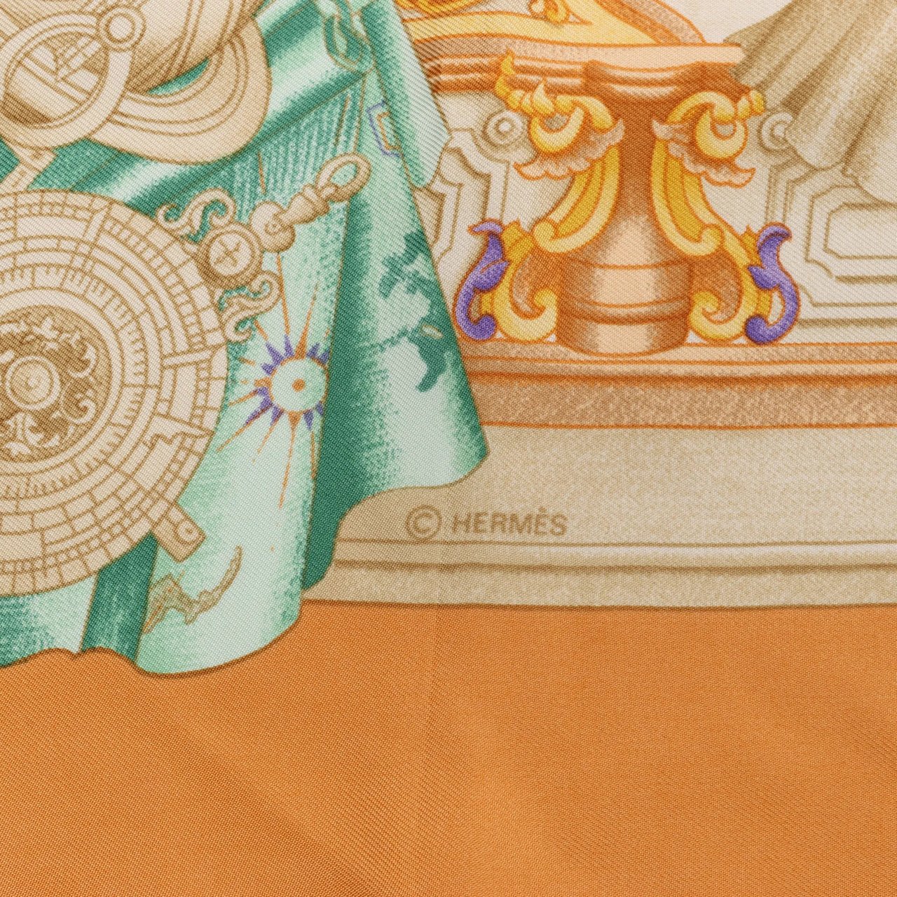 Hermès Hermès Carré 90 "AZVLEJOS" Silk handkerchief in Orange Oranje