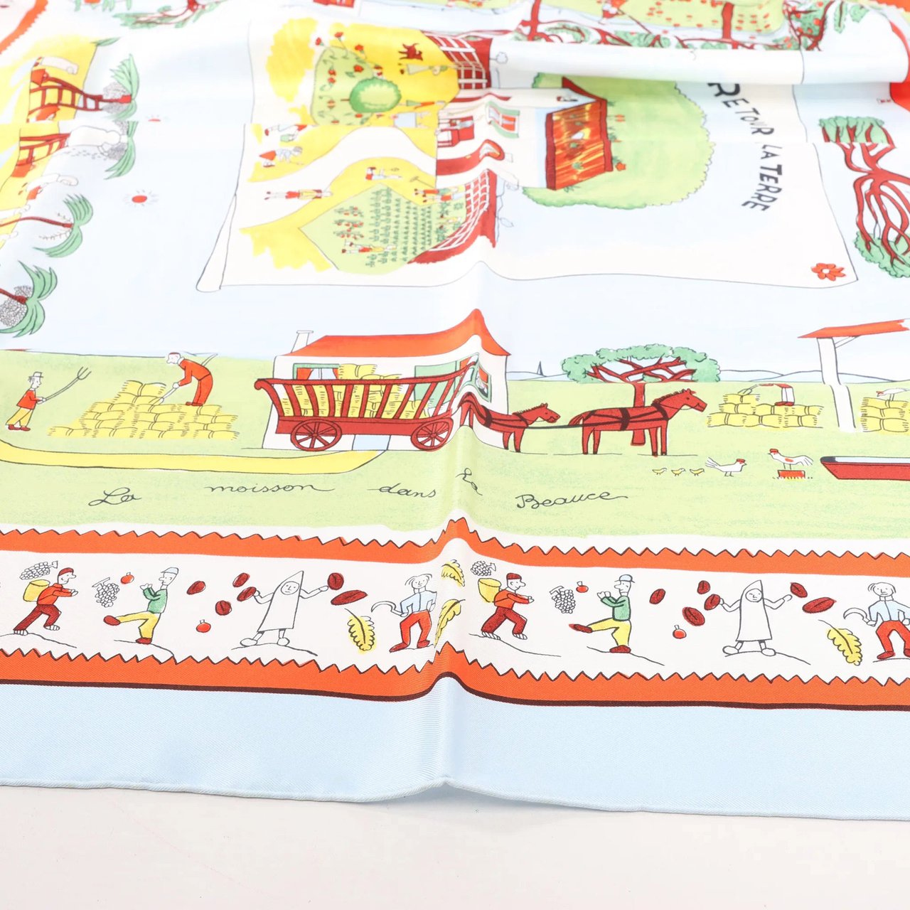 Hermès Hermès Carré 90 "RETOUR A LA TERRE" Silk handkerchief in Light Blue Blauw