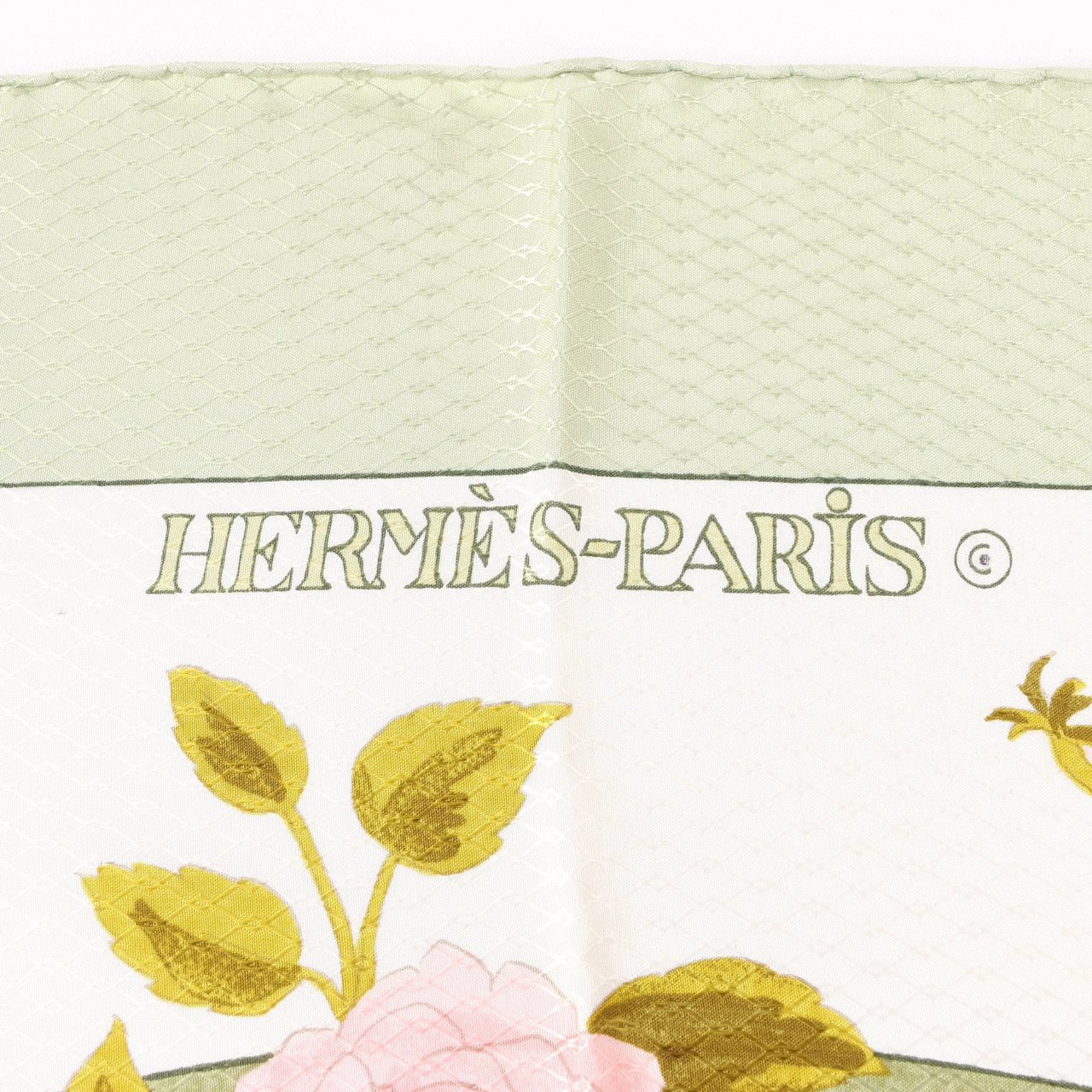 Hermès Hermès Carré 90 "ROMANTIQUE" Silk handkerchief in Green Divers