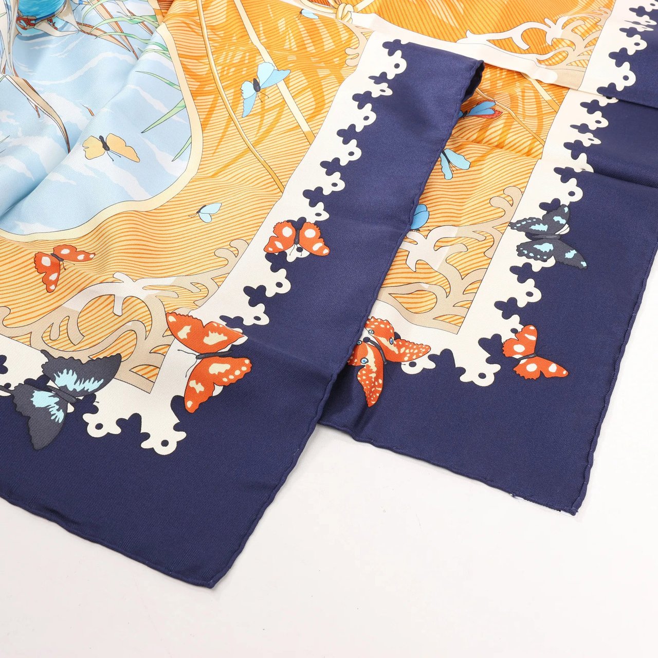 Hermès Hermès Carré 90 "VARANGUES" Silk handkerchief in Navy Blue x Orange Oranje