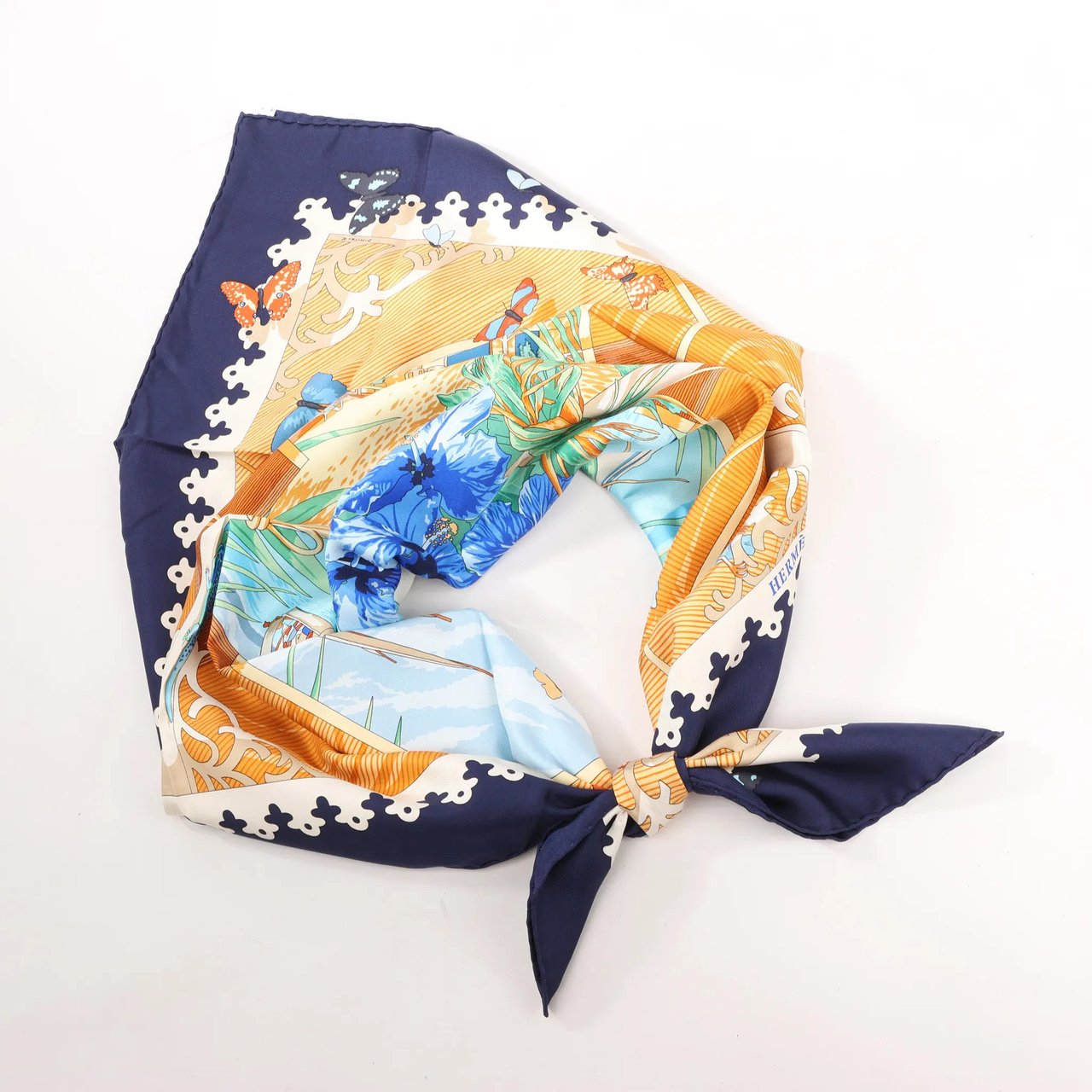 Hermès Hermès Carré 90 "VARANGUES" Silk handkerchief in Navy Blue x Orange Oranje