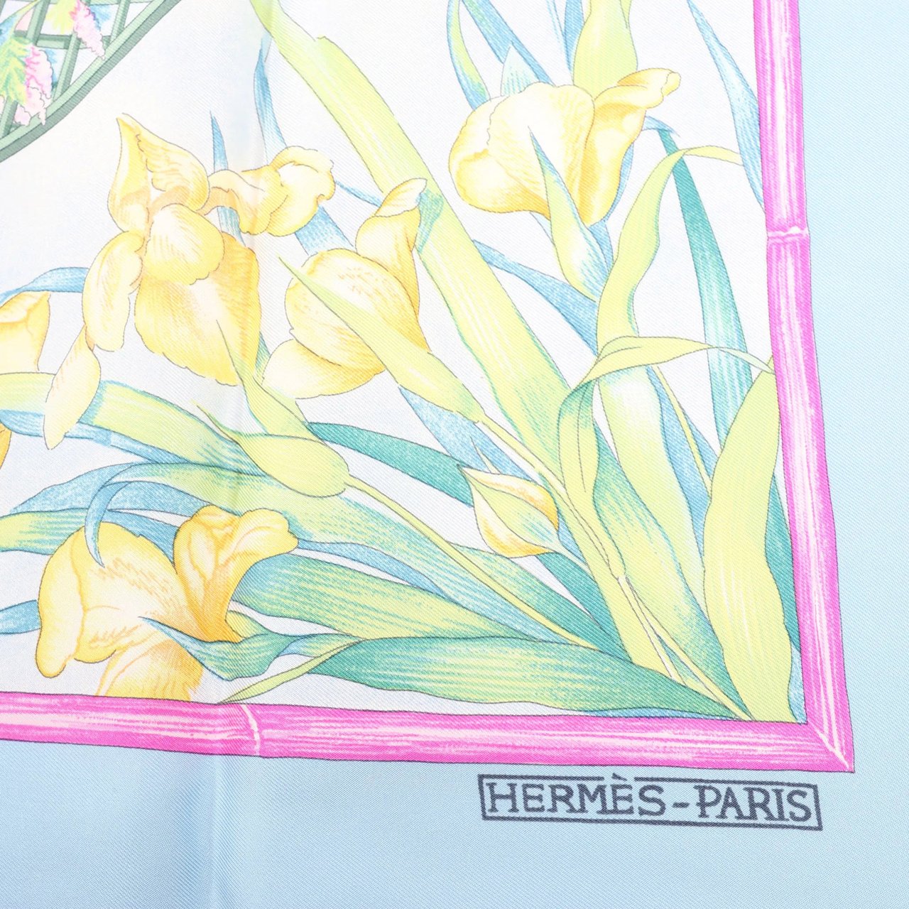 Hermès Hermès Carré 90 "GIVERny" Silk handkerchief in Light Blue Blauw