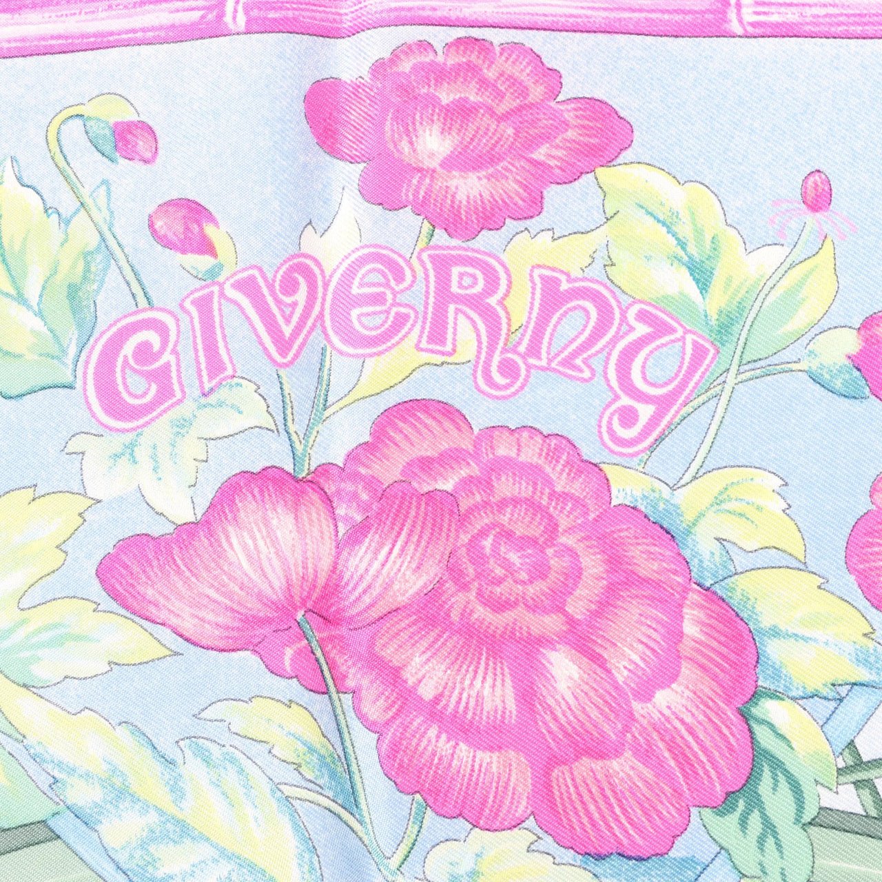 Hermès Hermès Carré 90 "GIVERny" Silk handkerchief in Light Blue Blauw