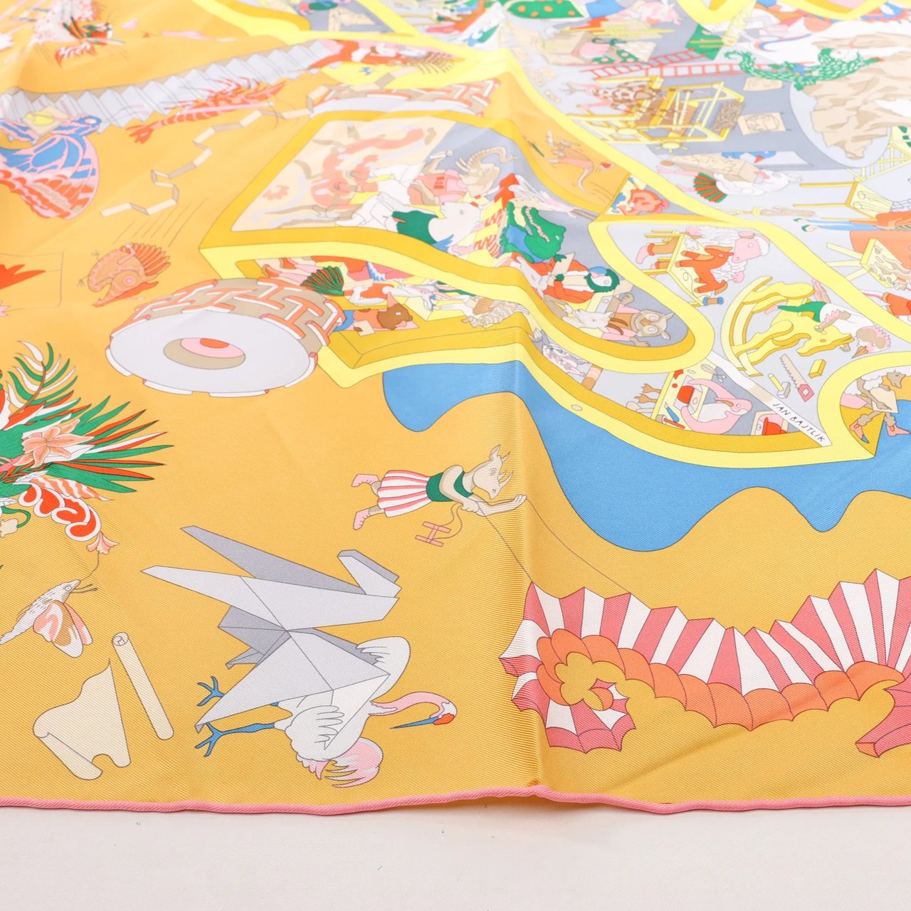 Hermès Hermès Carré 90 "Academia Ipica" Silk handkerchief in Orange Oranje