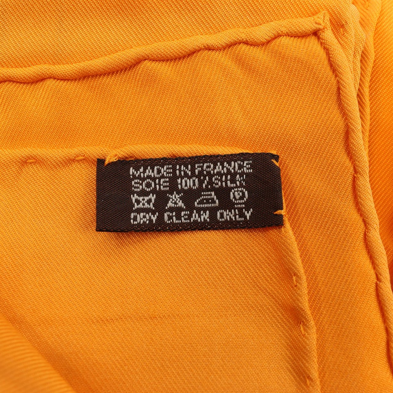 Hermès Hermès Carré 90 "L'ALPHABET DES METIERS" Silk handkerchief in Orange Oranje