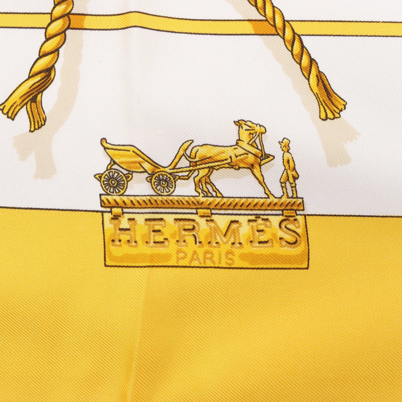 Hermès Hermès Carré 90 "Clips" Silk handkerchief in Yellow Geel