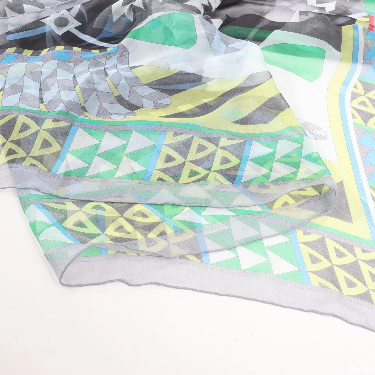 Hermès Hermès Carré 140 "CHEVAUX DE KARNAK" Silk handkerchief in Gray Grijs