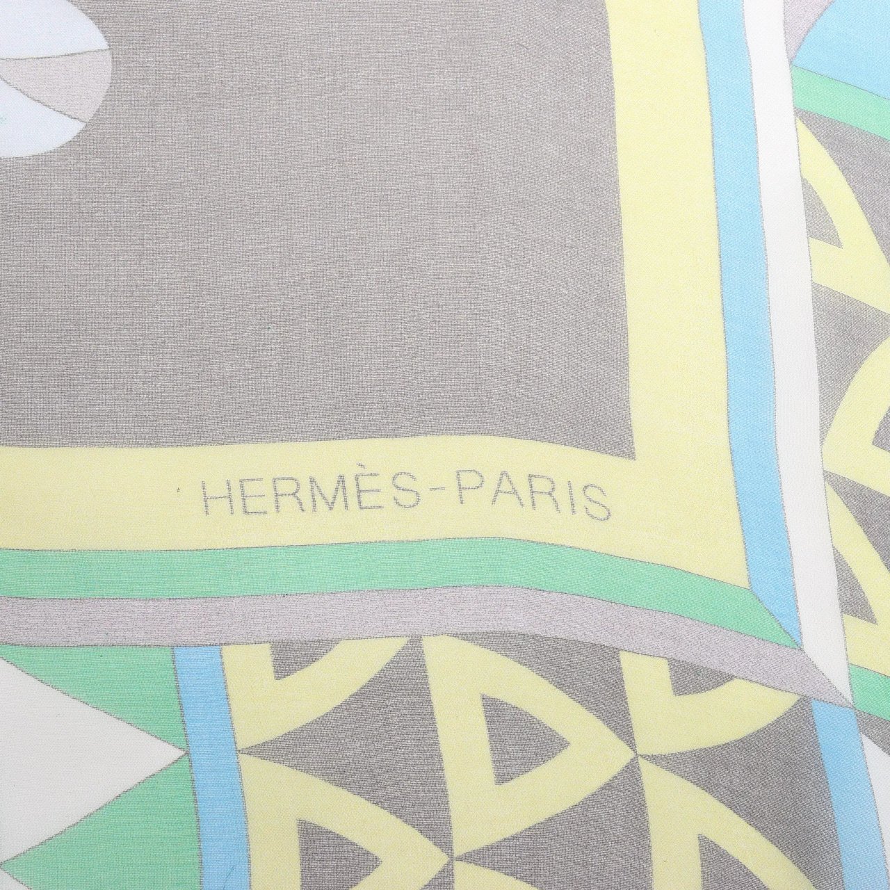 Hermès Hermès Carré 140 "CHEVAUX DE KARNAK" Silk handkerchief in Gray Grijs