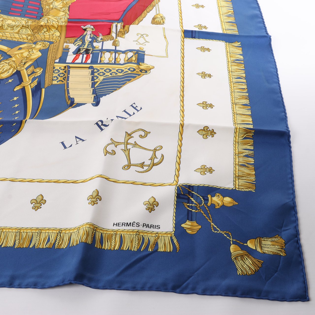 Hermès Hermès Carré 90 "Vue du Carrosse de la Galère La Réale" Silk handkerchief in Navy Blue Navy