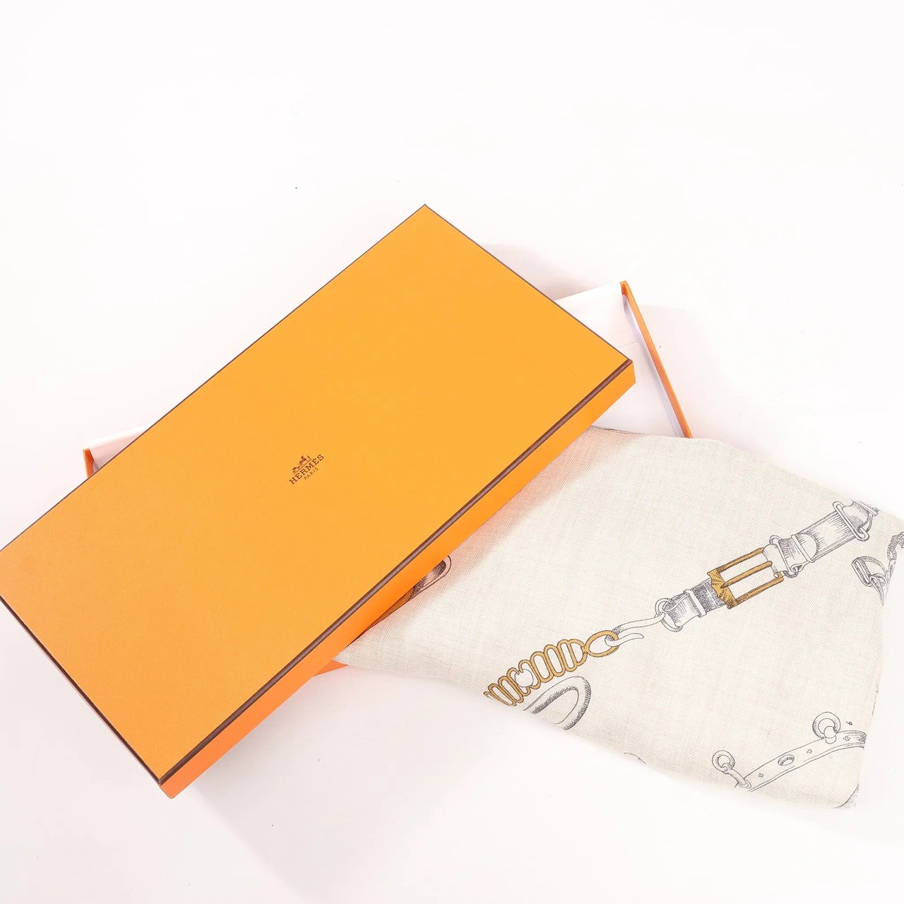 Hermès Hermès Carré Géant "Malines Chevaux Déchène" Cashmere & Silk handkerchief in Beige x Navy Blue Beige