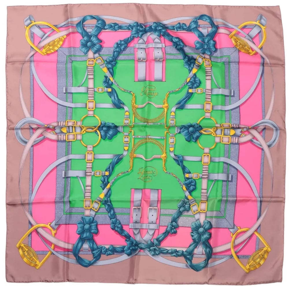 Hermès Hermès Carré 90 "GRAND MANEGE" Silk handkerchief in Pink x Green Roze