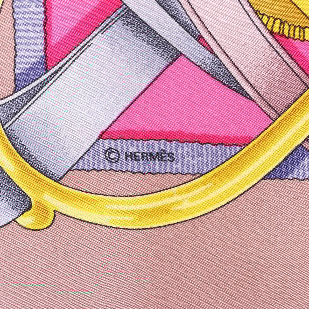 Hermès Hermès Carré 90 "GRAND MANEGE" Silk handkerchief in Pink x Green Roze