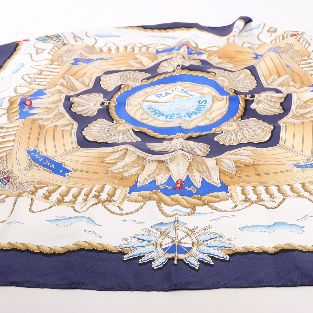 Hermès Hermès Carré 90 "RAILING" Silk handkerchief in Navy Blue Navy