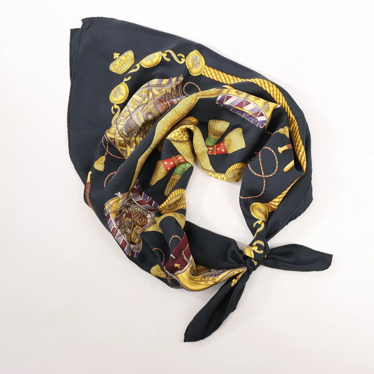 Hermès Hermès Carré 90 "LES TAMBOURS" Silk handkerchief in Black Zwart