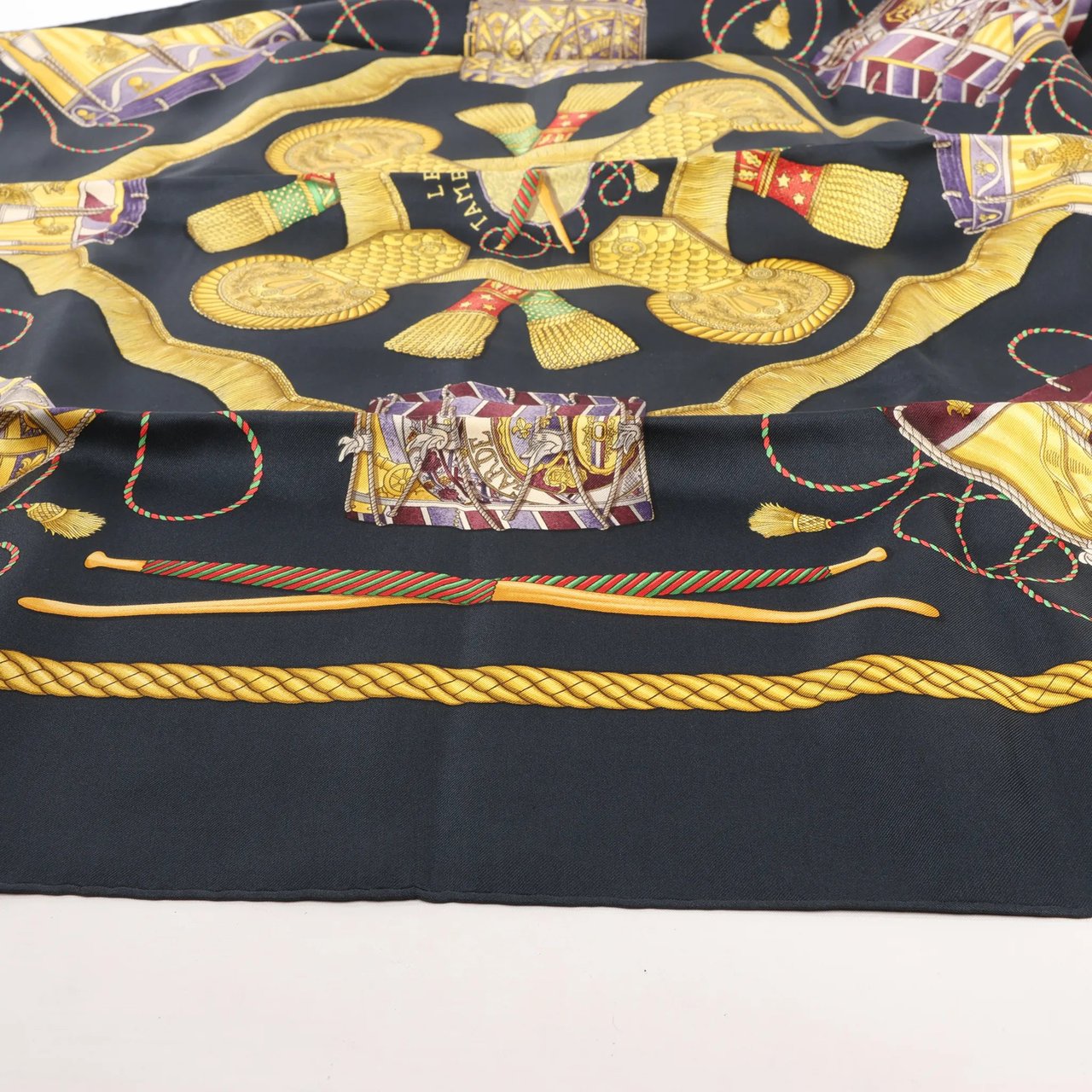 Hermès Hermès Carré 90 "LES TAMBOURS" Silk handkerchief in Black Zwart