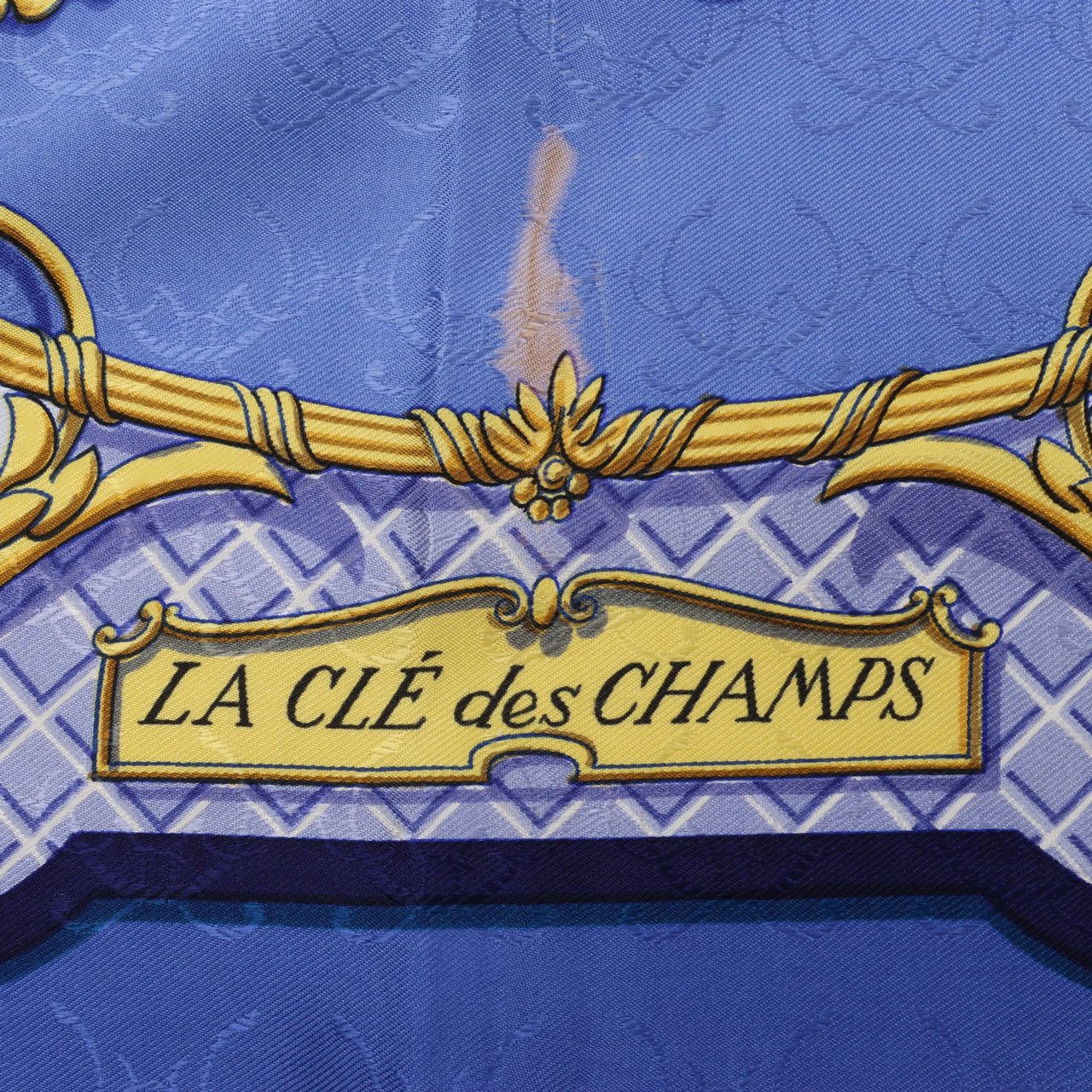 Hermès Hermès Carré 90 "LA CLE des CHAMPS" Silk handkerchief in Blue Blauw