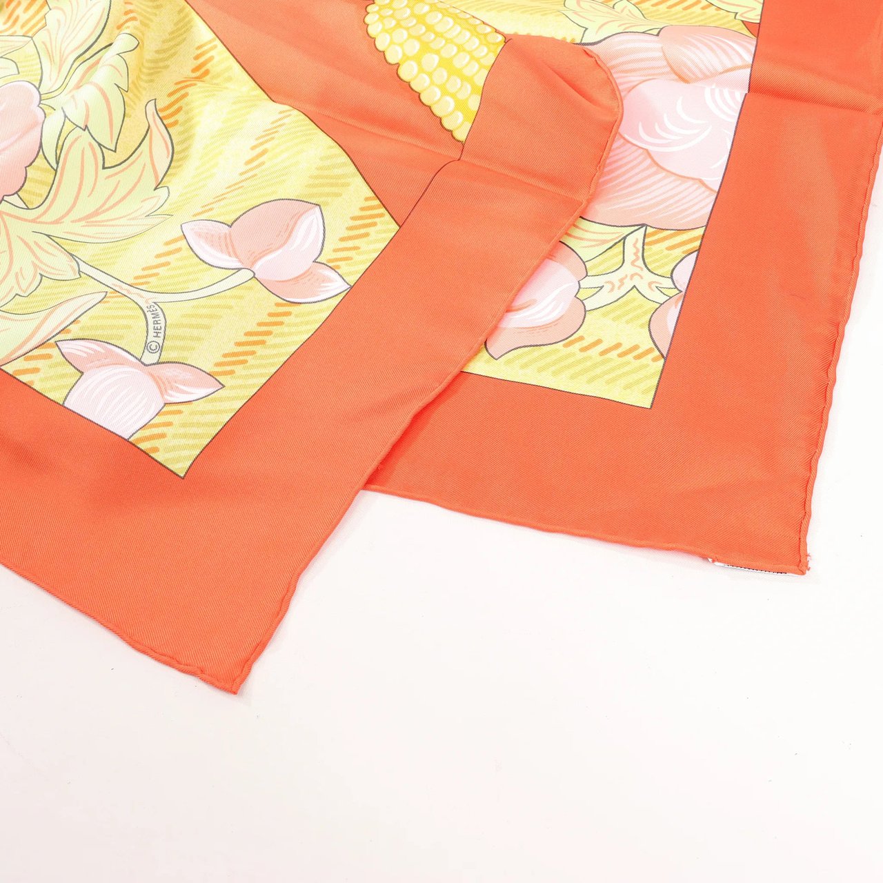 Hermès Hermès Carré 90 "TIBET" Silk handkerchief in Orange Oranje