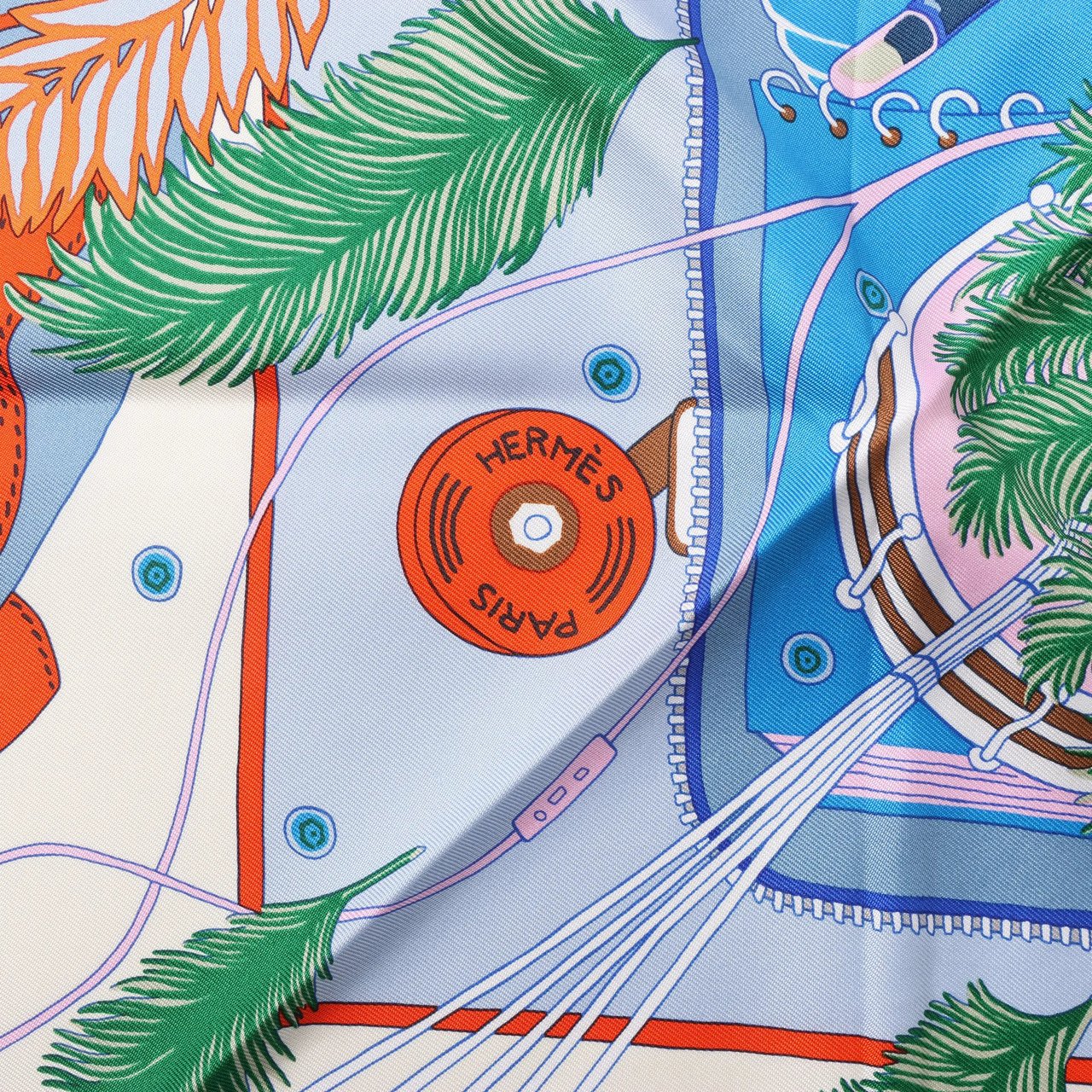 Hermès Hermès Carré 90 "BAGAGE A MAIN" Silk handkerchief in Blue Blauw