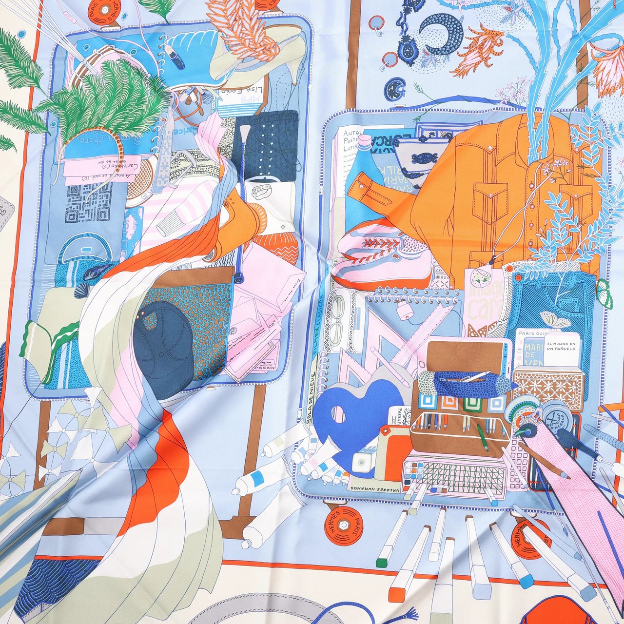 Hermès Hermès Carré 90 "BAGAGE A MAIN" Silk handkerchief in Blue Blauw