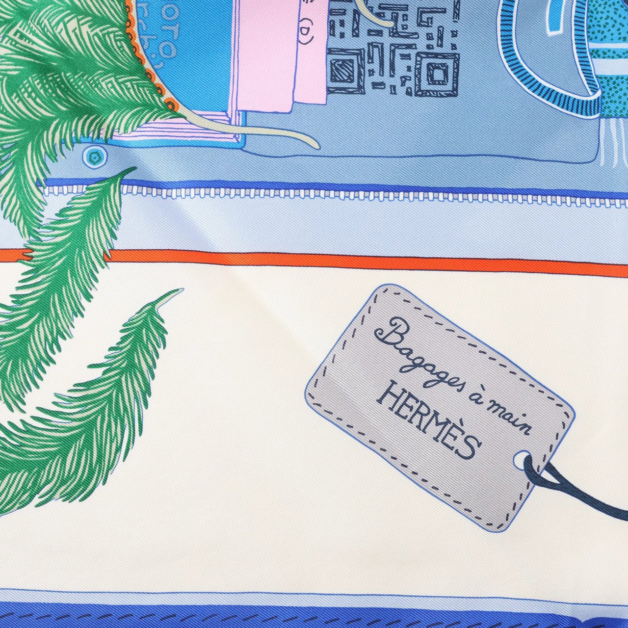 Hermès Hermès Carré 90 "BAGAGE A MAIN" Silk handkerchief in Blue Blauw