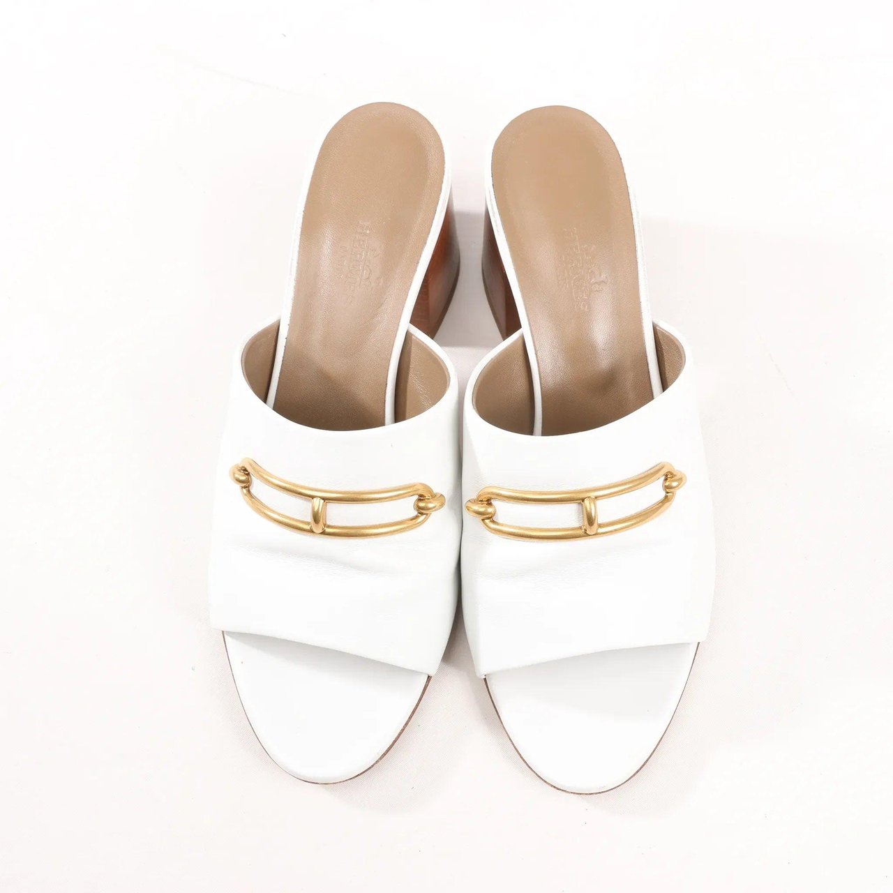 Hermès Hermès Camilla Leather Louris Buckle Mule Sandals in White, Size 37.5 EU Divers