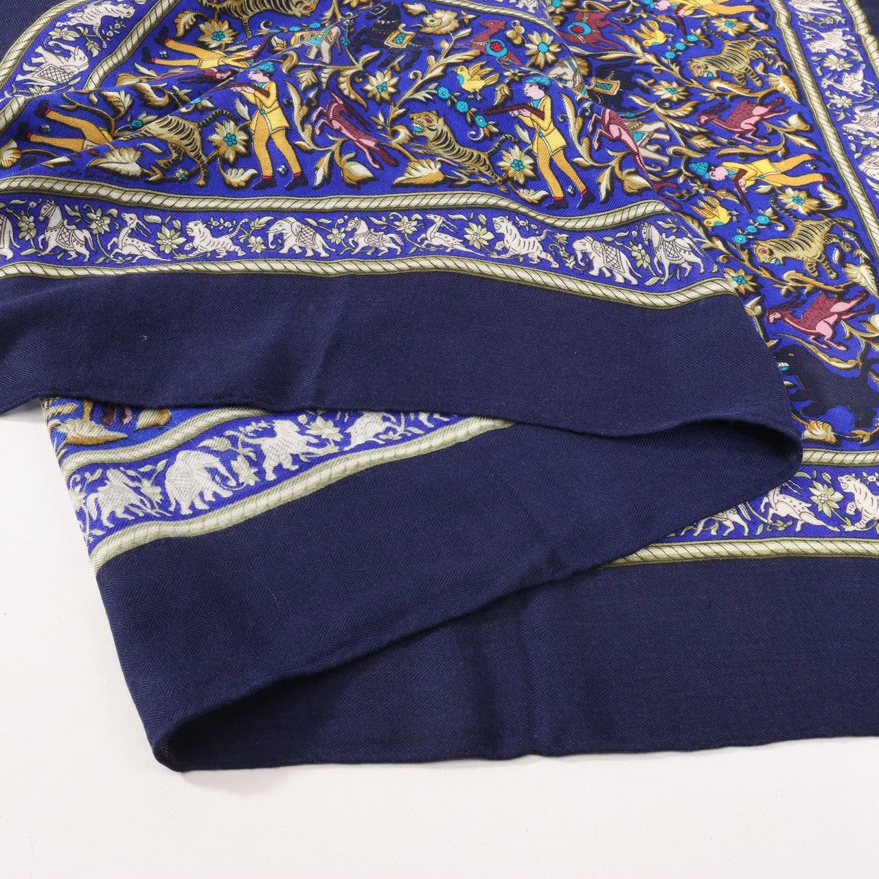 Hermès Hermès Carré Géant "CHASSE EN INDE" Cashmere & Silk Scarf in in Navy Blue Blauw